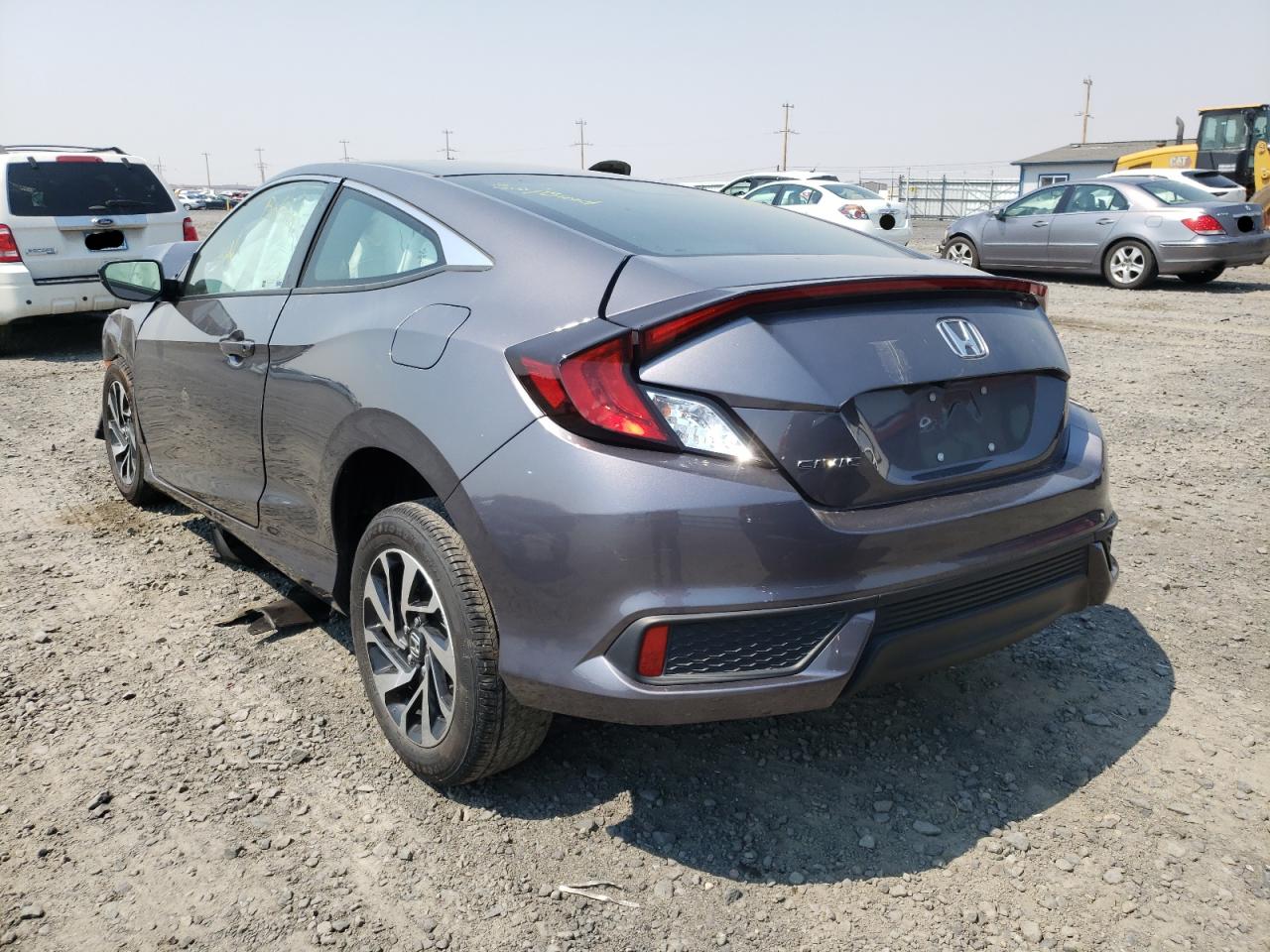 Photo 3 from auction – 2017 HONDA CIVIC LX with VIN 2HGFC4B57HH305036