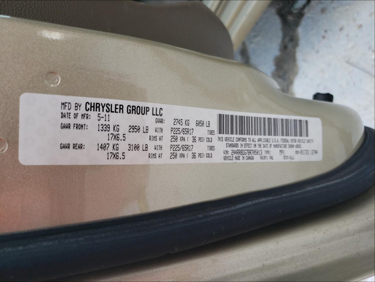 Photo 10 from auction – 2011 CHRYSLER TOWN & COU with VIN 2A4RR8DG7BR705013