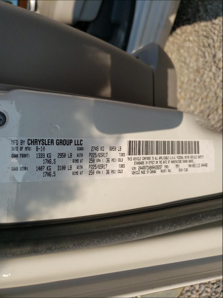 Photo 10 from auction – 2010 CHRYSLER TOWN & COU with VIN 2A4RR7DX8AR428297