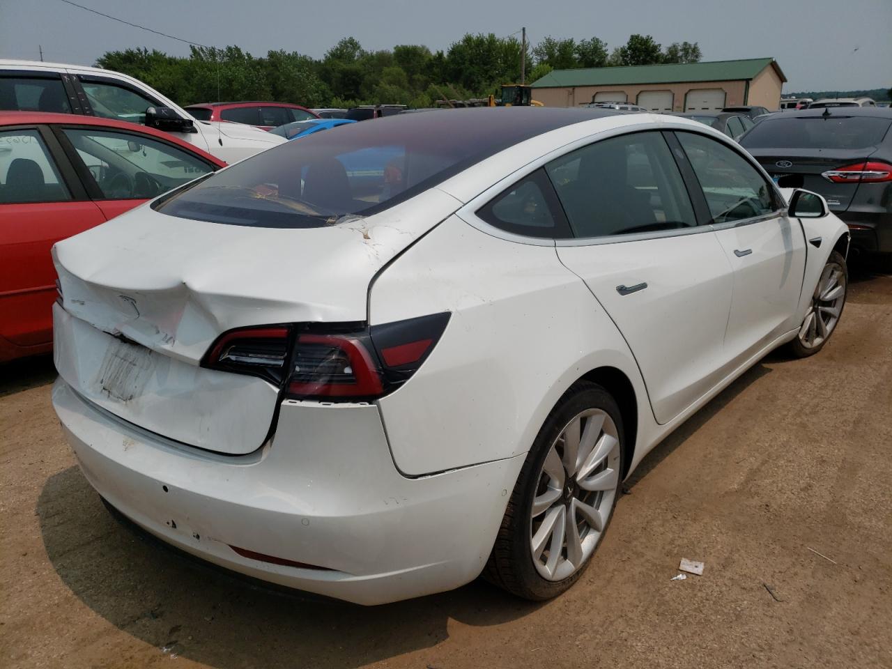Photo 4 from auction – 2018 TESLA MODEL 3 with VIN 5YJ3E1EA3JF018405