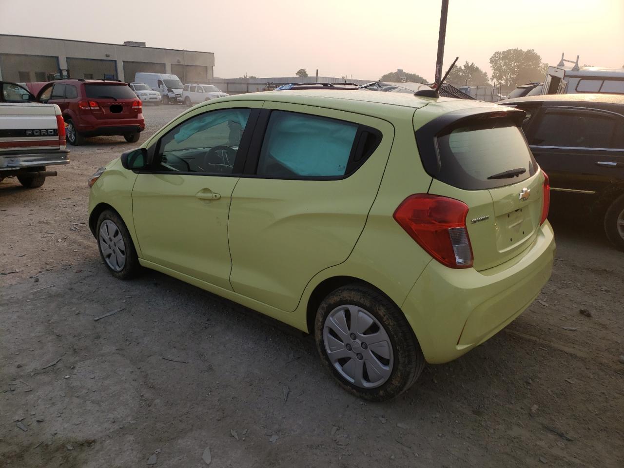 Photo 3 from auction – 2018 CHEVROLET SPARK LS with VIN KL8CB6SA8JC425345