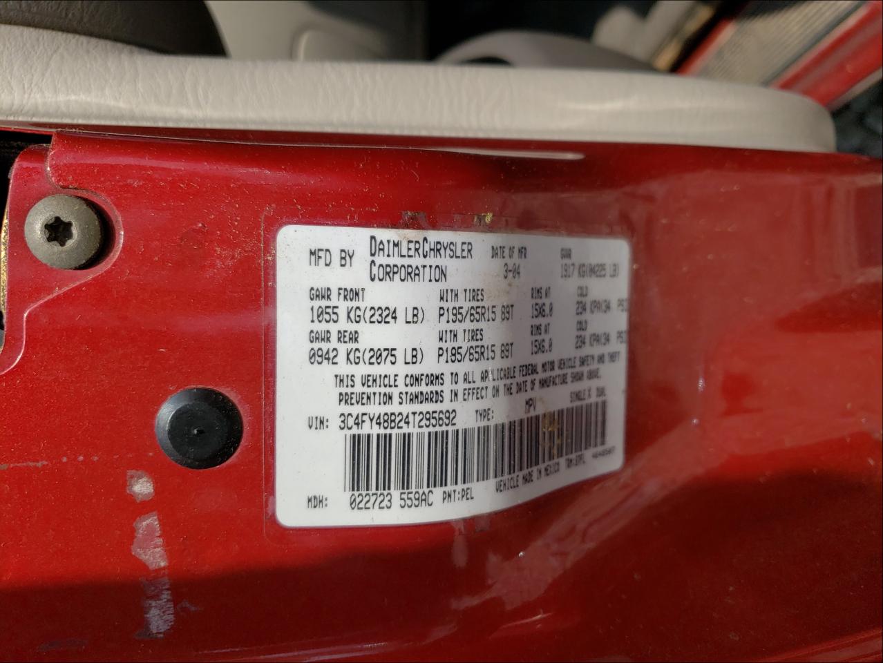Photo 10 from auction – 2004 CHRYSLER PT CRUISER with VIN 3C4FY48B24T295692