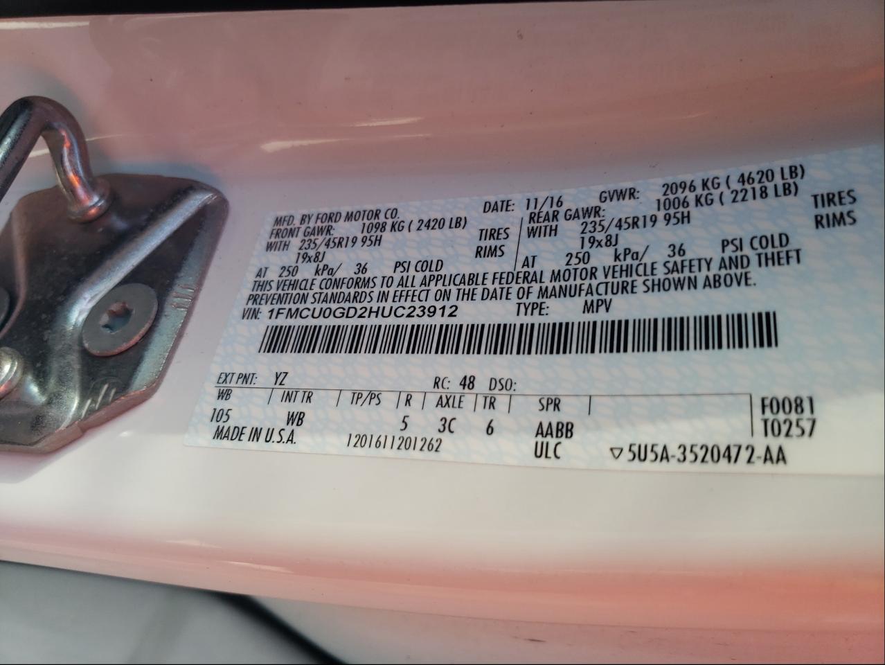 Photo 10 from auction – 2017 FORD ESCAPE SE with VIN 1FMCU0GD2HUC23912