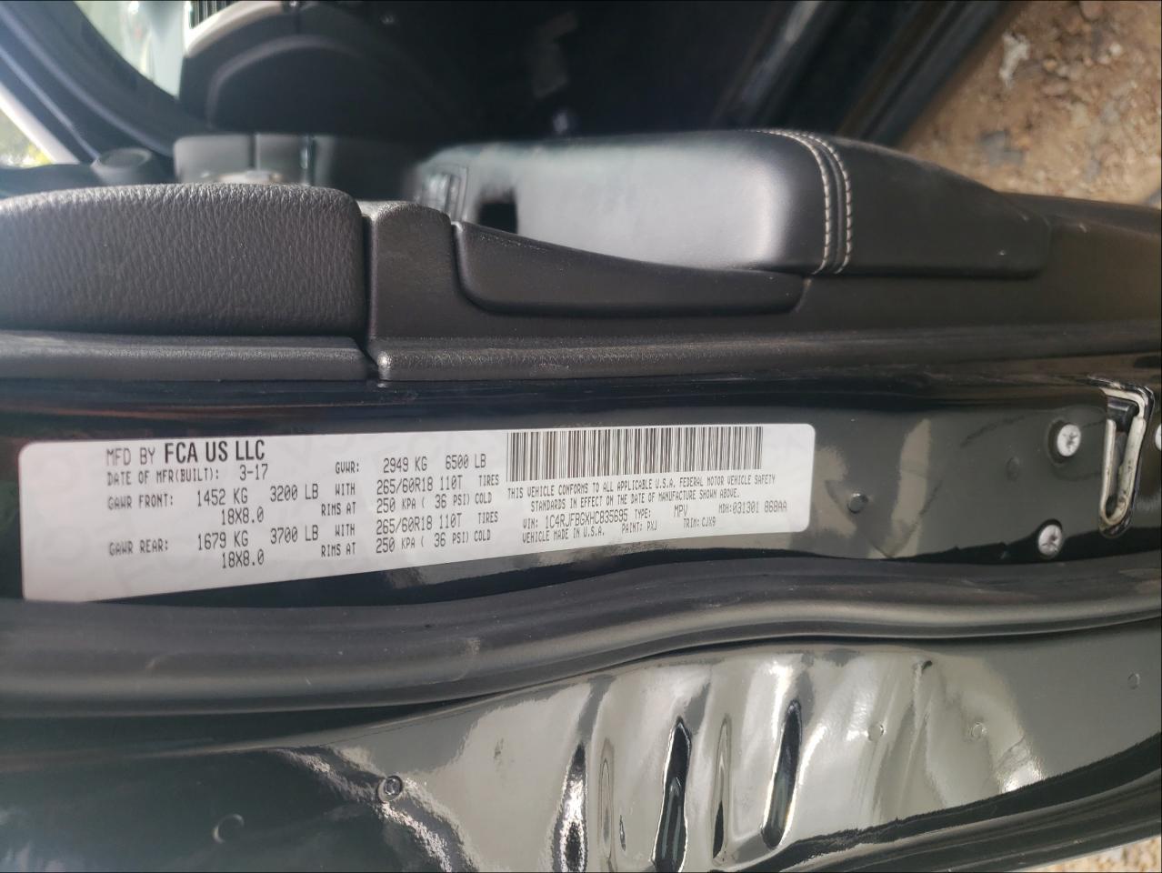 Photo 10 from auction – 2017 JEEP GRAND CHER with VIN 1C4RJFBGXHC835695