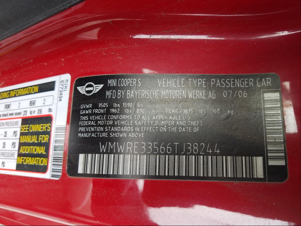 Photo 10 from auction – 2006 MINI COOPER S with VIN WMWRE33566TJ38244