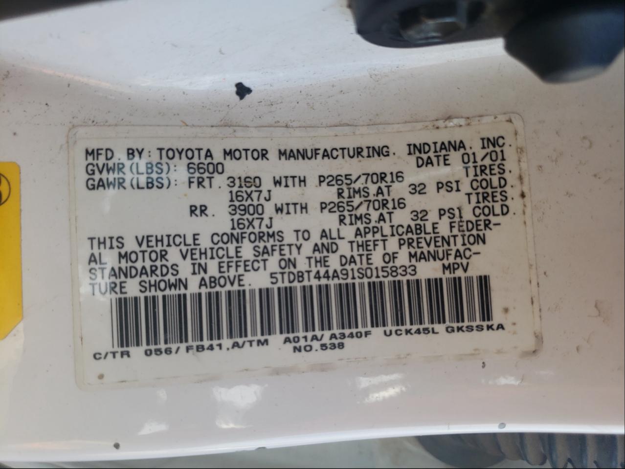 Photo 10 from auction – 2001 TOYOTA SEQUOIA SR with VIN 5TDBT44A91S015833