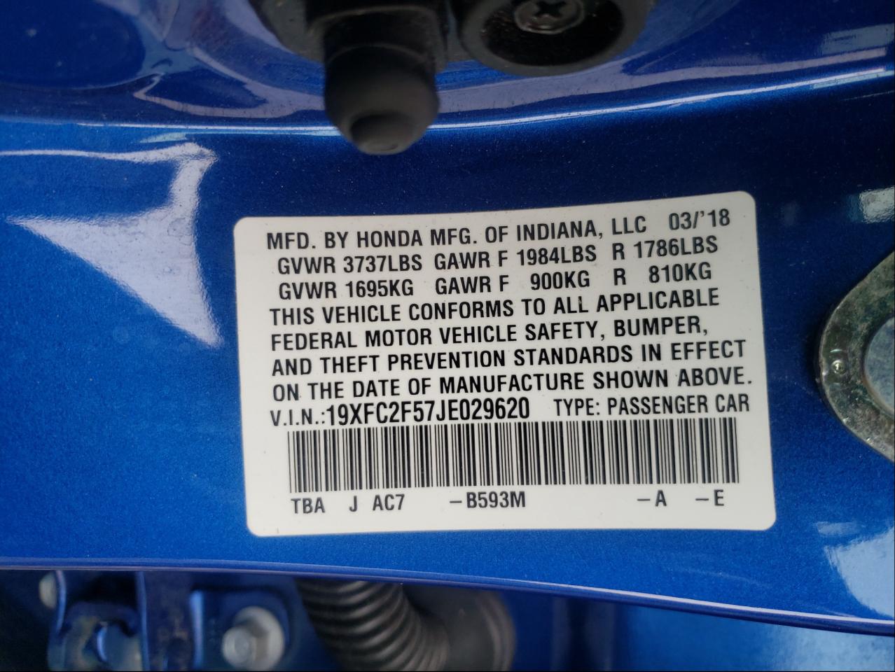 Photo 10 from auction – 2018 HONDA CIVIC LX with VIN 19XFC2F57JE029620