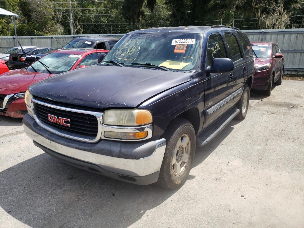 Photo 2 from auction – 2004 GMC YUKON with VIN 1GKEC13V64J155442