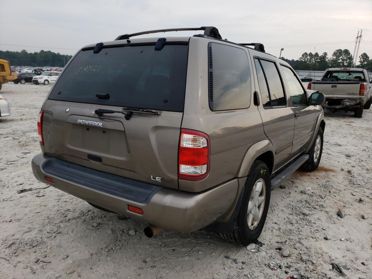Photo 4 from auction – 2001 NISSAN PATHFINDER with VIN JN8DR09X51W567024