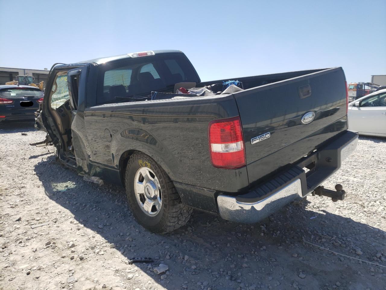 Photo 3 from auction – 2004 FORD F150 with VIN 1FTRX12W34NA59868