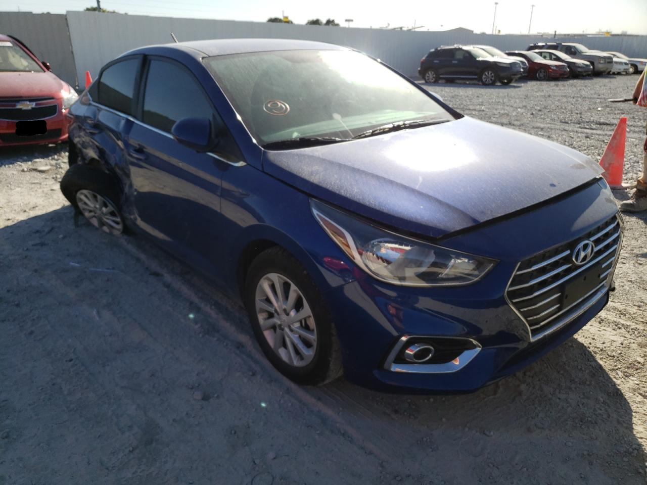 HYUNDAI ACCENT SE 2021 with VIN 3KPC24A61ME133753 - Photo from auction