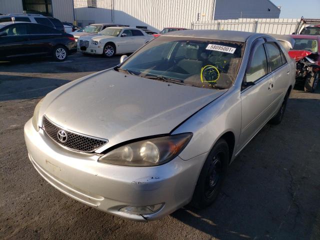 Photo 9 from auction – 2002 TOYOTA CAMRY LE with VIN JTDBE32K620066839