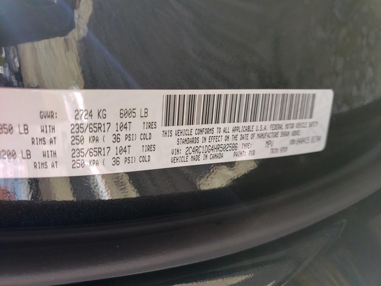 Photo 10 from auction – 2017 CHRYSLER PACIFICA T with VIN 2C4RC1DG4HR502586