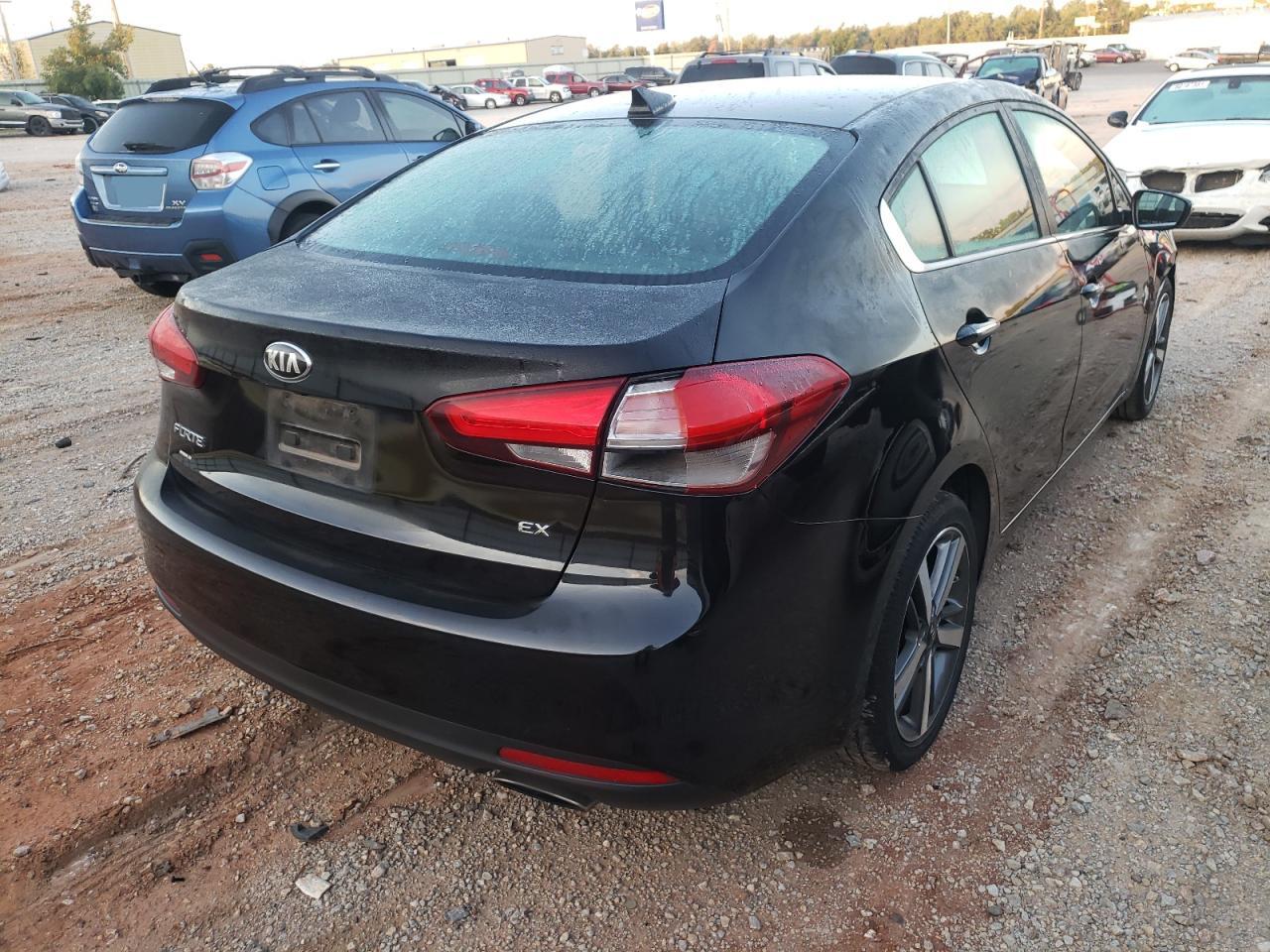 Фото 4 с аукциона – 2017 KIA FORTE EX с VIN 3KPFL4A89HE130164