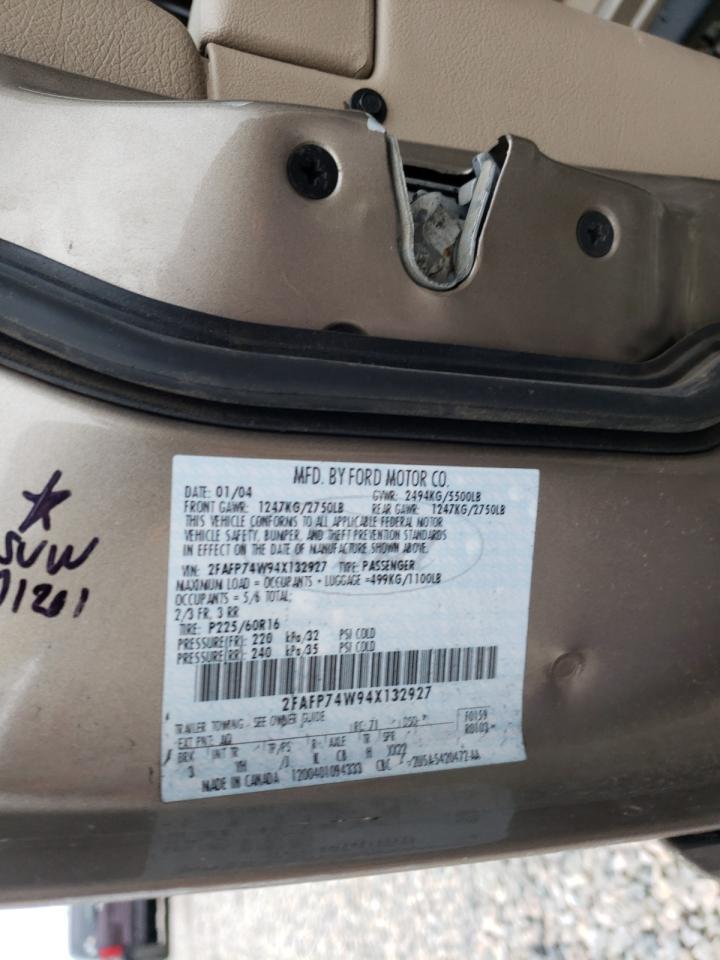 Photo 10 from auction – 2004 FORD CROWN VICT with VIN 2FAFP74W94X132927
