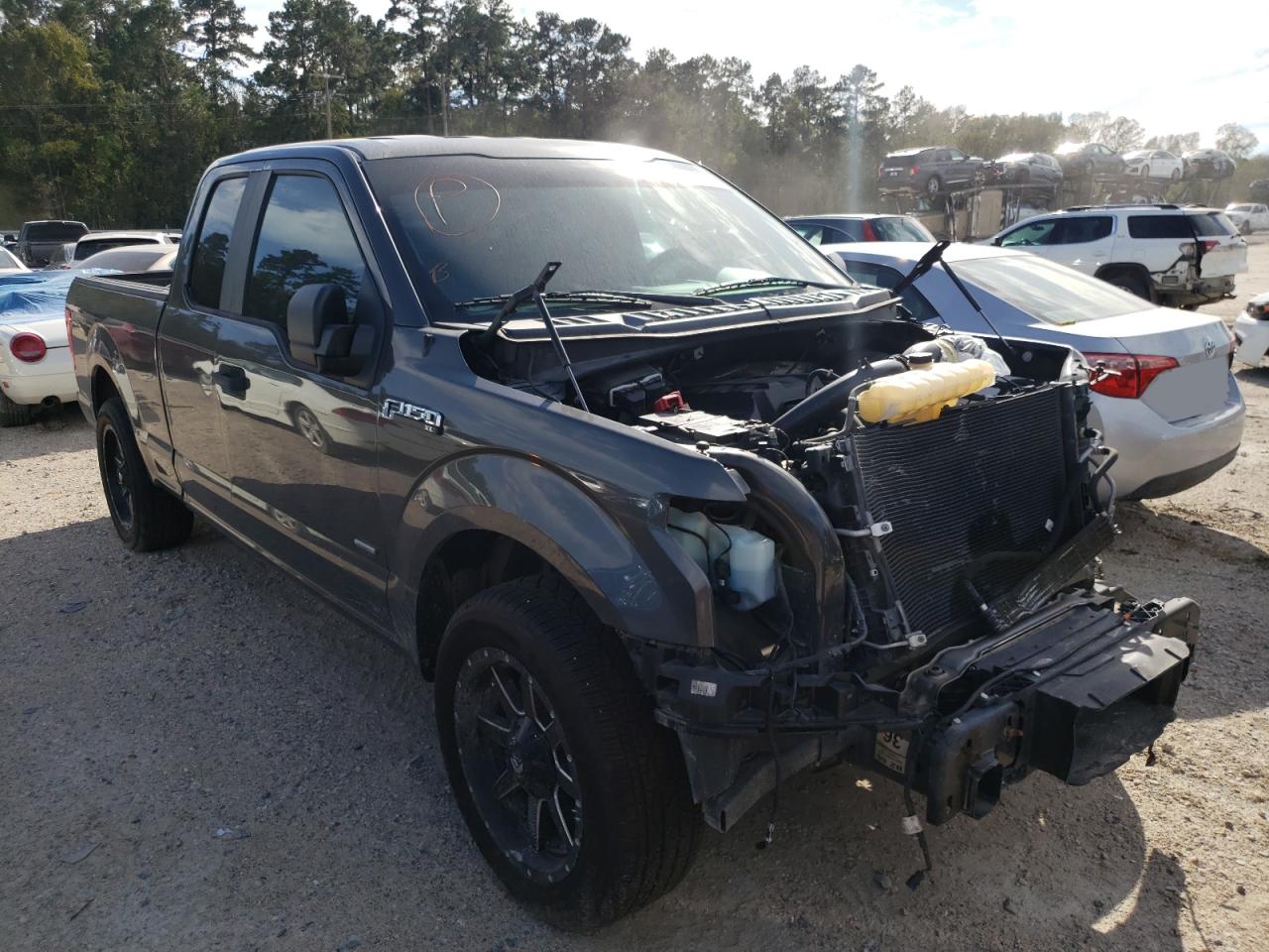 FORD F150 SUPER 2016 with VIN 1FTEX1CP6GKE34020 - Photo from auction