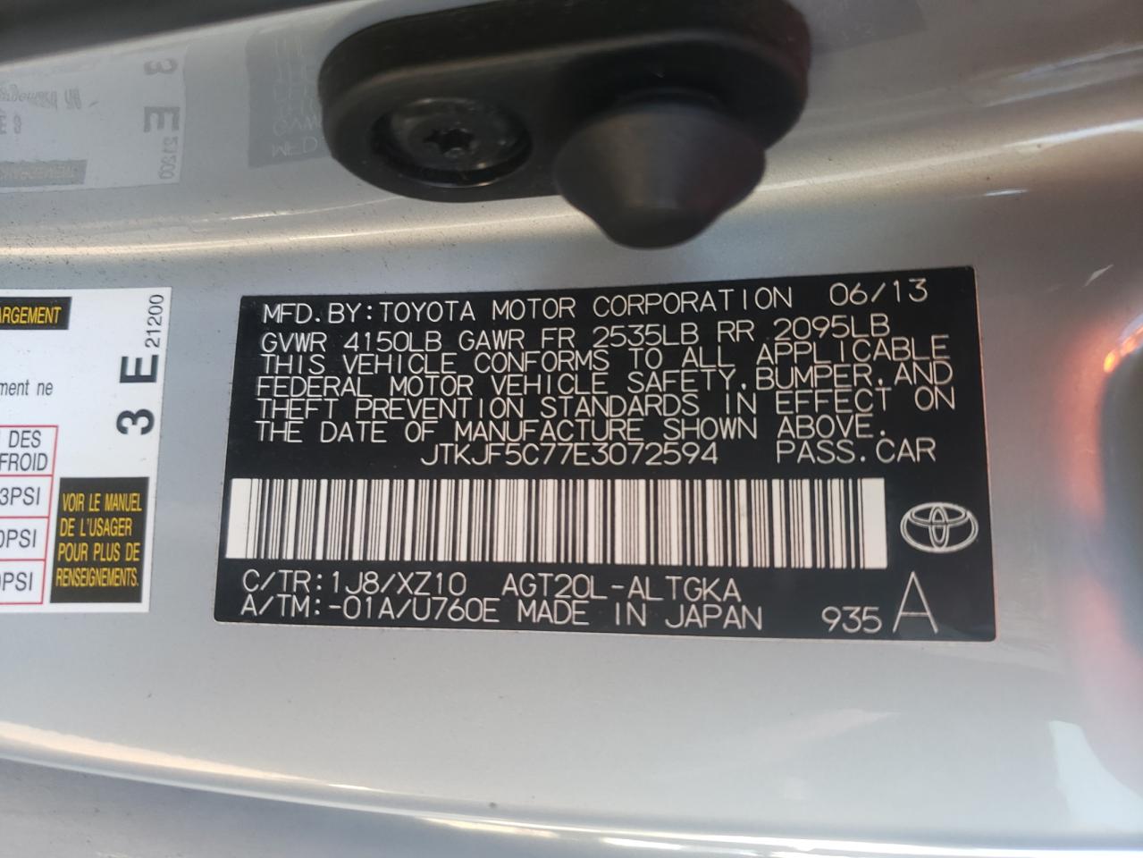 Photo 10 from auction – 2014 TOYOTA SCION TC with VIN JTKJF5C77E3072594
