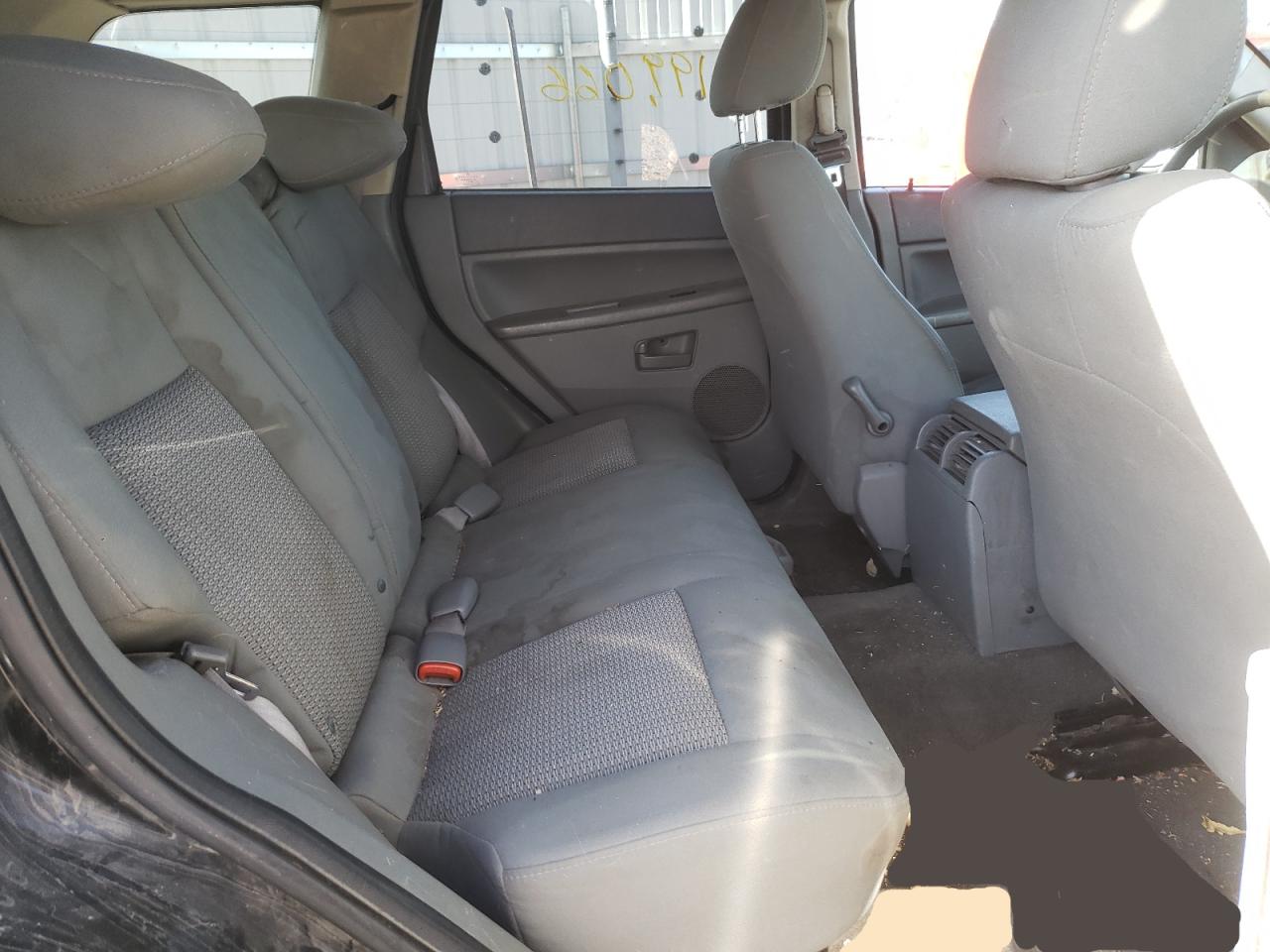 Photo 6 from auction – 2007 JEEP GRAND CHER with VIN 1J8GR48K07C665578
