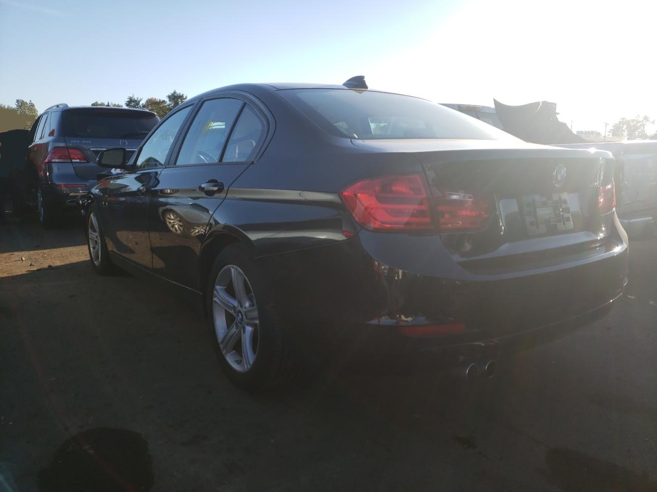 Photo 3 from auction – 2015 BMW 328 XI with VIN WBA3B3G57FNR86131