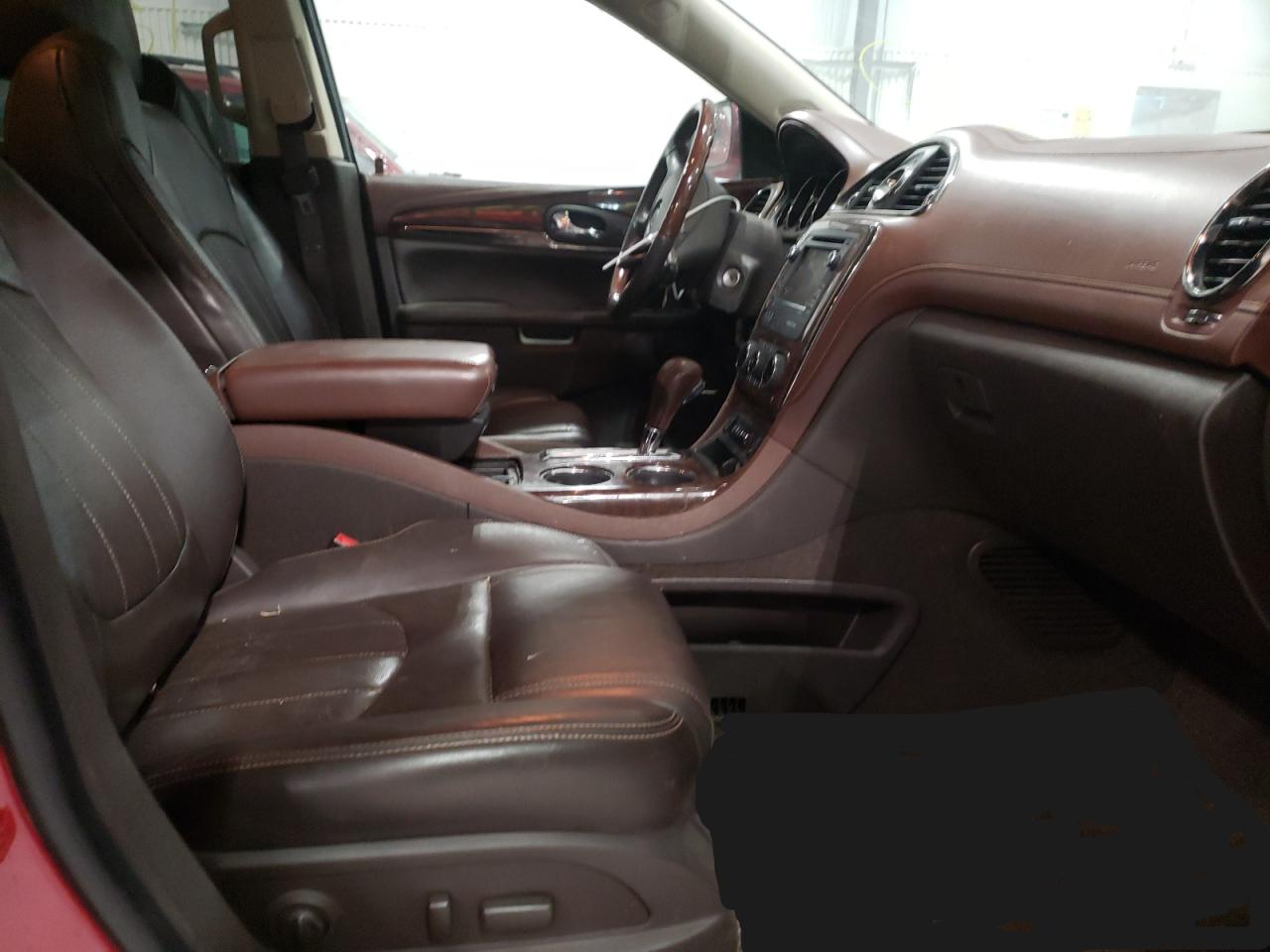 Photo 5 from auction – 2013 BUICK ENCLAVE with VIN 5GAKVDKD2DJ260452