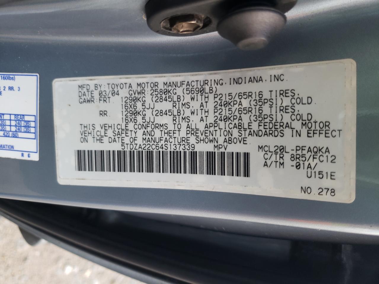 Photo 10 from auction – 2004 TOYOTA SIENNA XLE with VIN 5TDZA22C64S137339