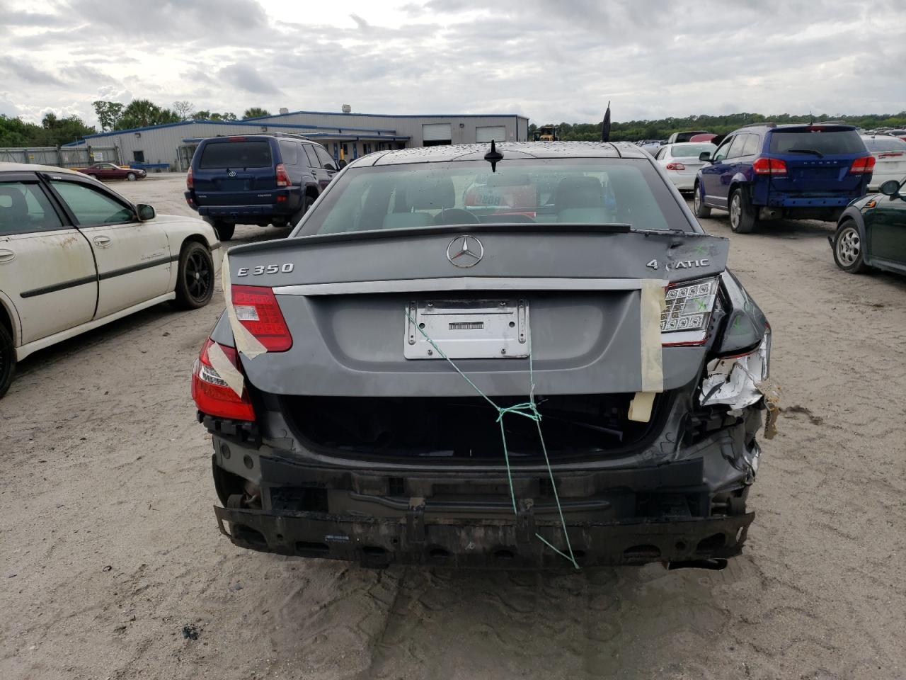 Photo 9 from auction – 2011 MERCEDES-BENZ E 350 4MAT with VIN WDDHF8HB9BA445586