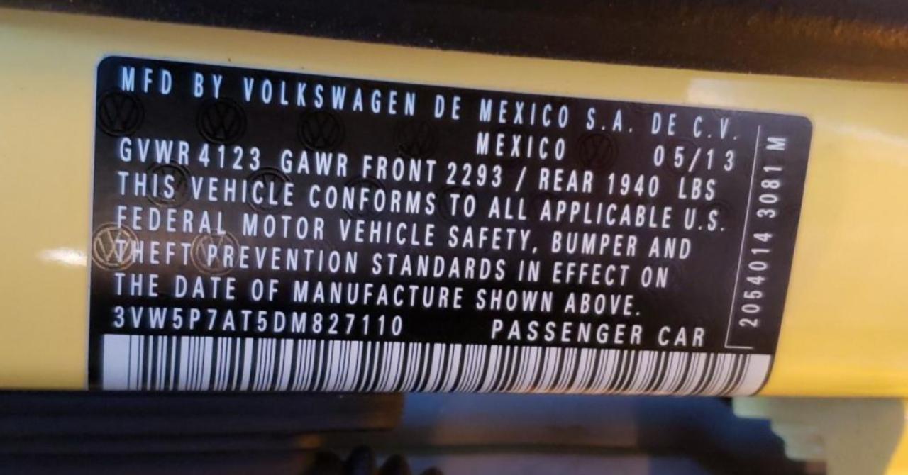 Photo 10 from auction – 2013 VOLKSWAGEN BEETLE with VIN 3VW5P7AT5DM827110