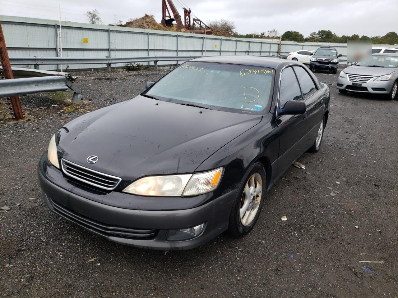 Photo 2 from auction – 2001 LEXUS ES with VIN JT8BF28GX15105183
