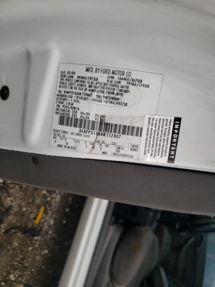 Photo 10 from auction – 2004 FORD FOCUS LX with VIN 3FAFP313X4R117807