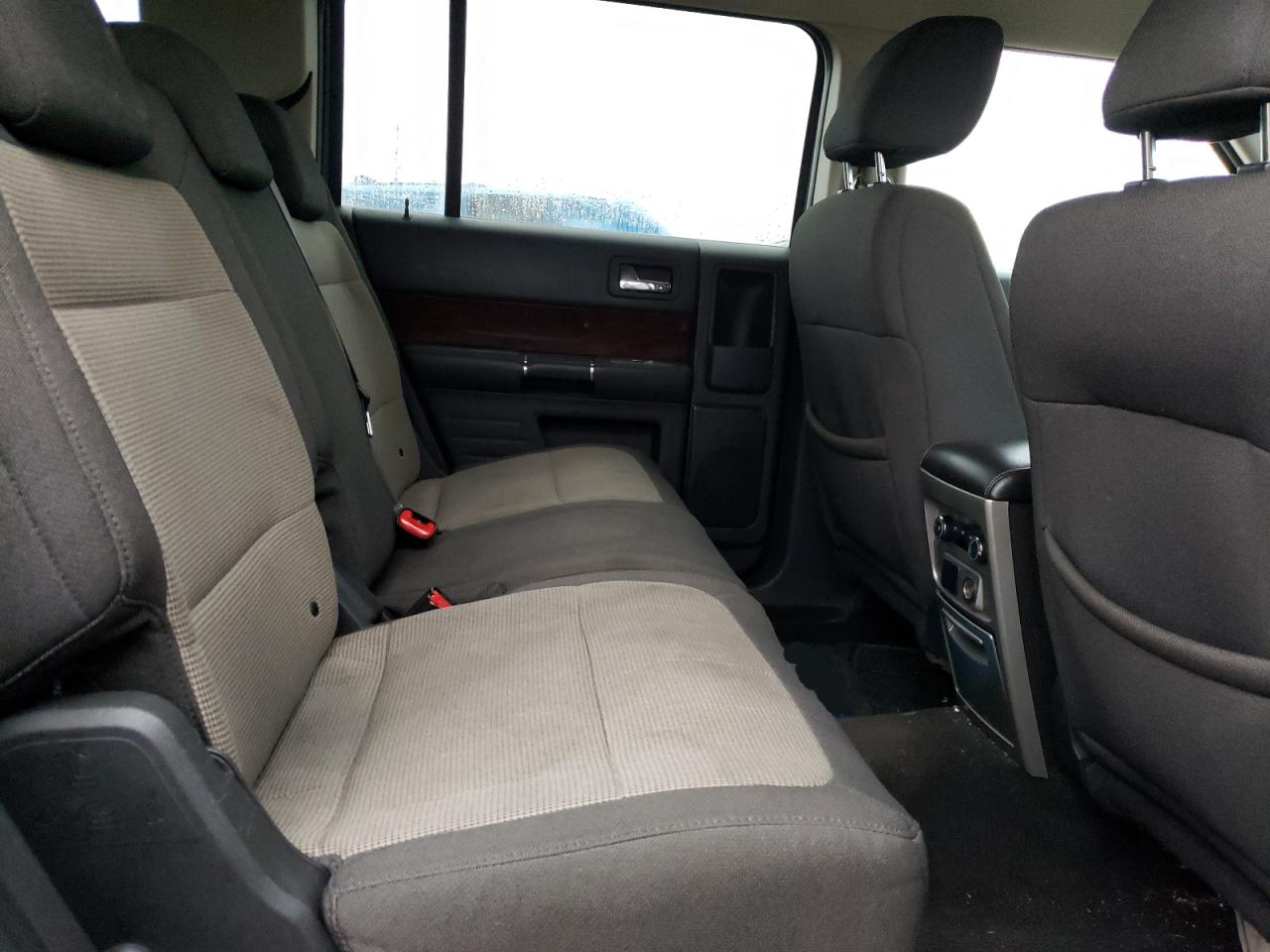 Photo 6 from auction – 2010 FORD FLEX SEL with VIN 2FMHK6CC8ABA24936