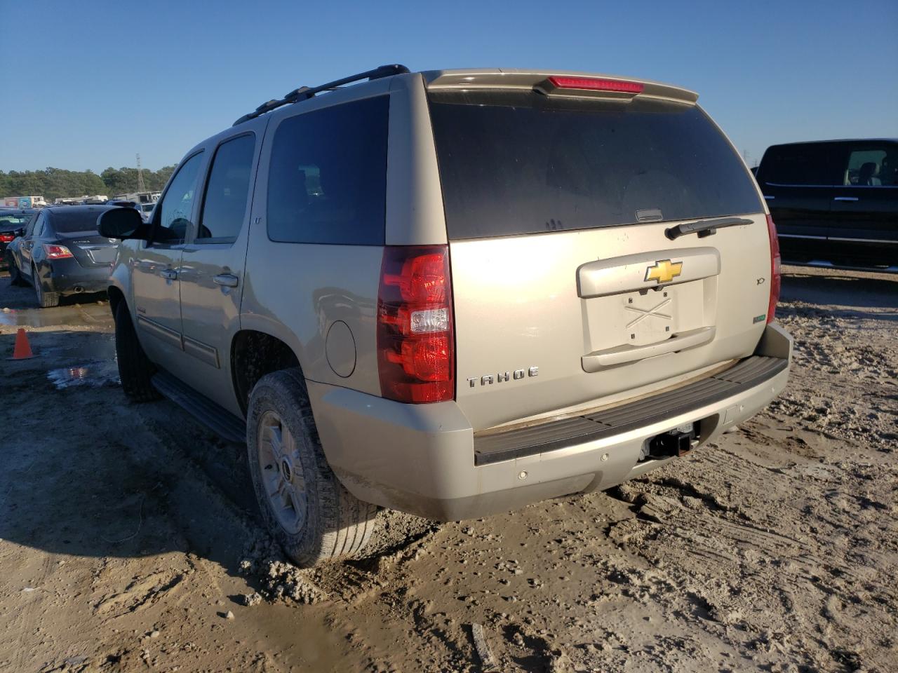 Photo 3 from auction – 2012 CHEVROLET TAHOE C150 with VIN 1GNSCBE01CR263206