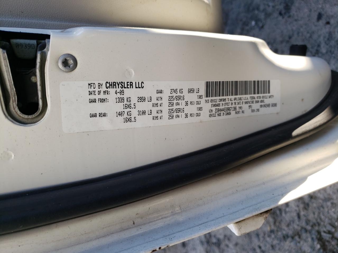 Photo 10 from auction – 2009 DODGE GRAND CARA with VIN 2D8HN44E69R671386