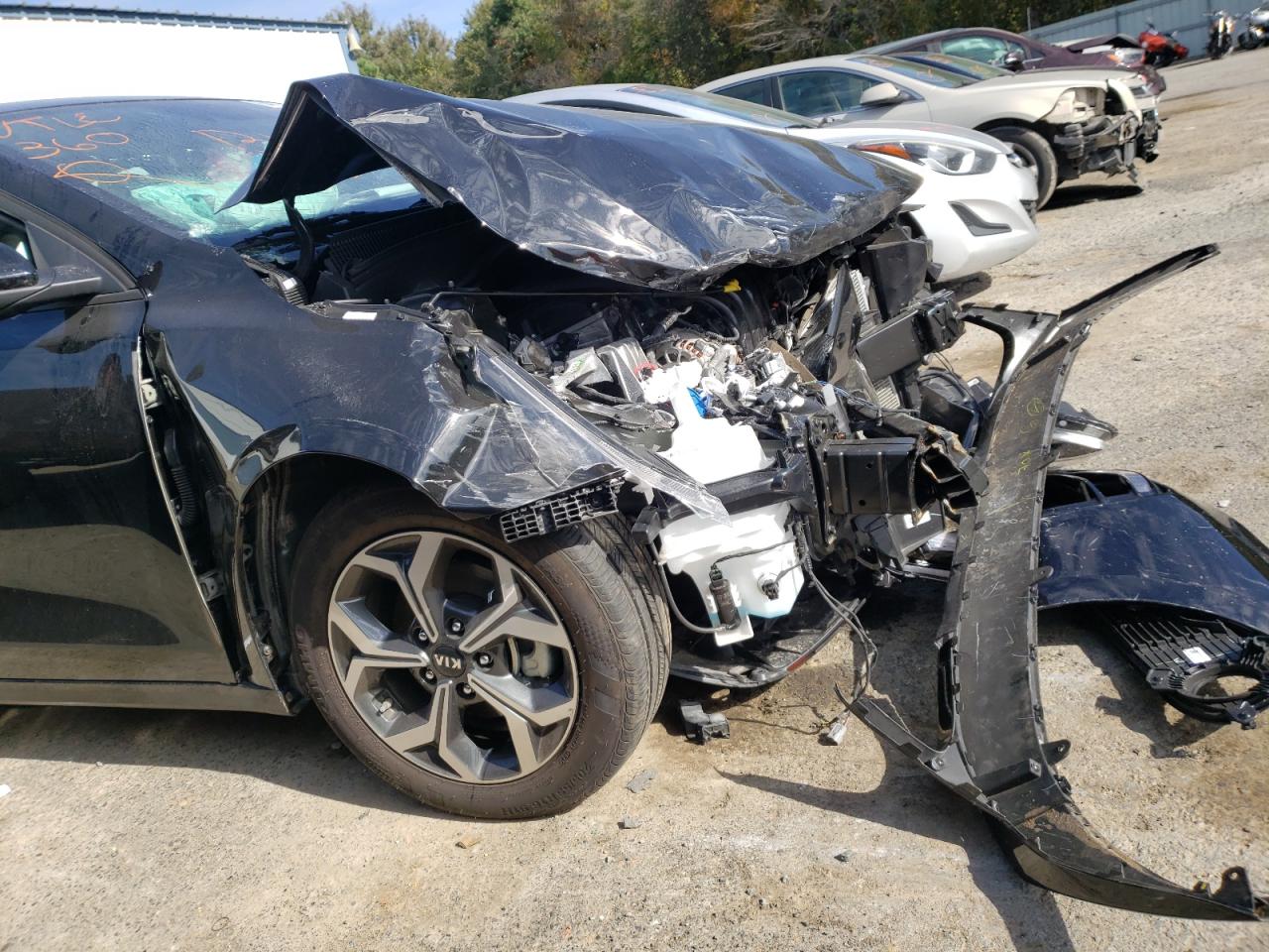 Photo 9 from auction – 2021 KIA FORTE FE with VIN 3KPF24AD3ME384768