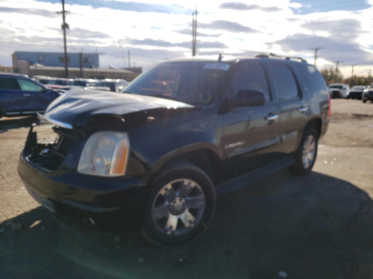 Photo 2 from auction – 2007 GMC YUKON with VIN 1GKFC13007R307925