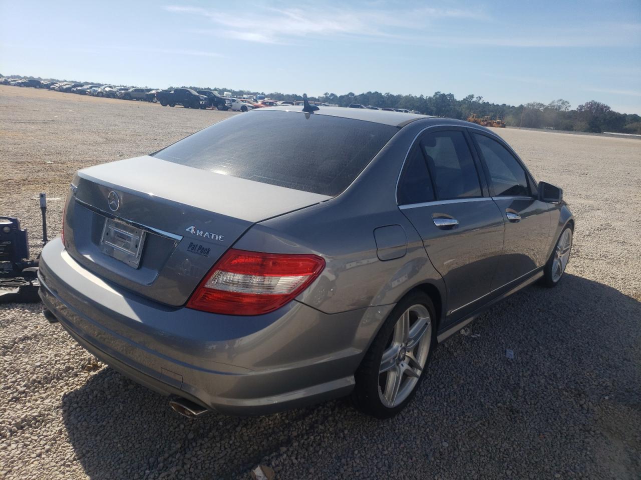 Photo 4 from auction – 2011 MERCEDES-BENZ C 300 4MAT with VIN WDDGF8BB2BR137536