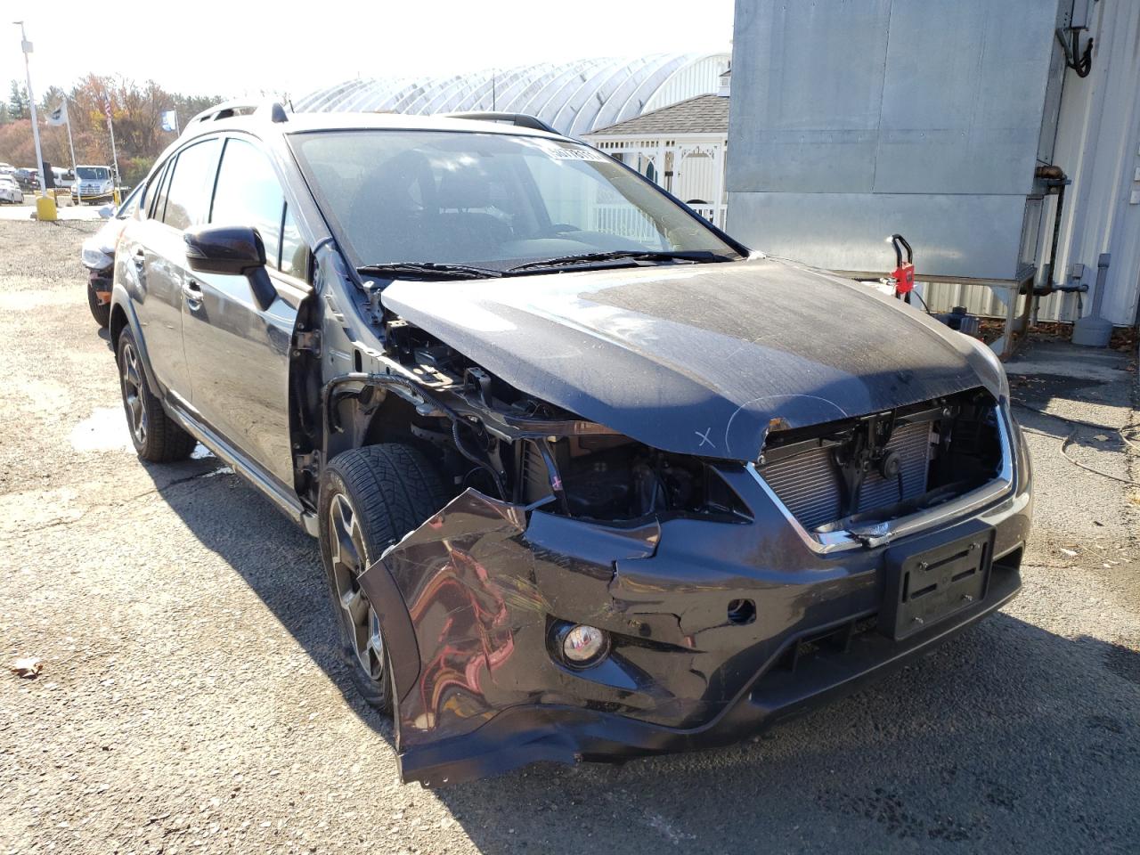 SUBARU XV CROSSTR 2015 with VIN JF2GPAPC8F8270640 - Photo from auction