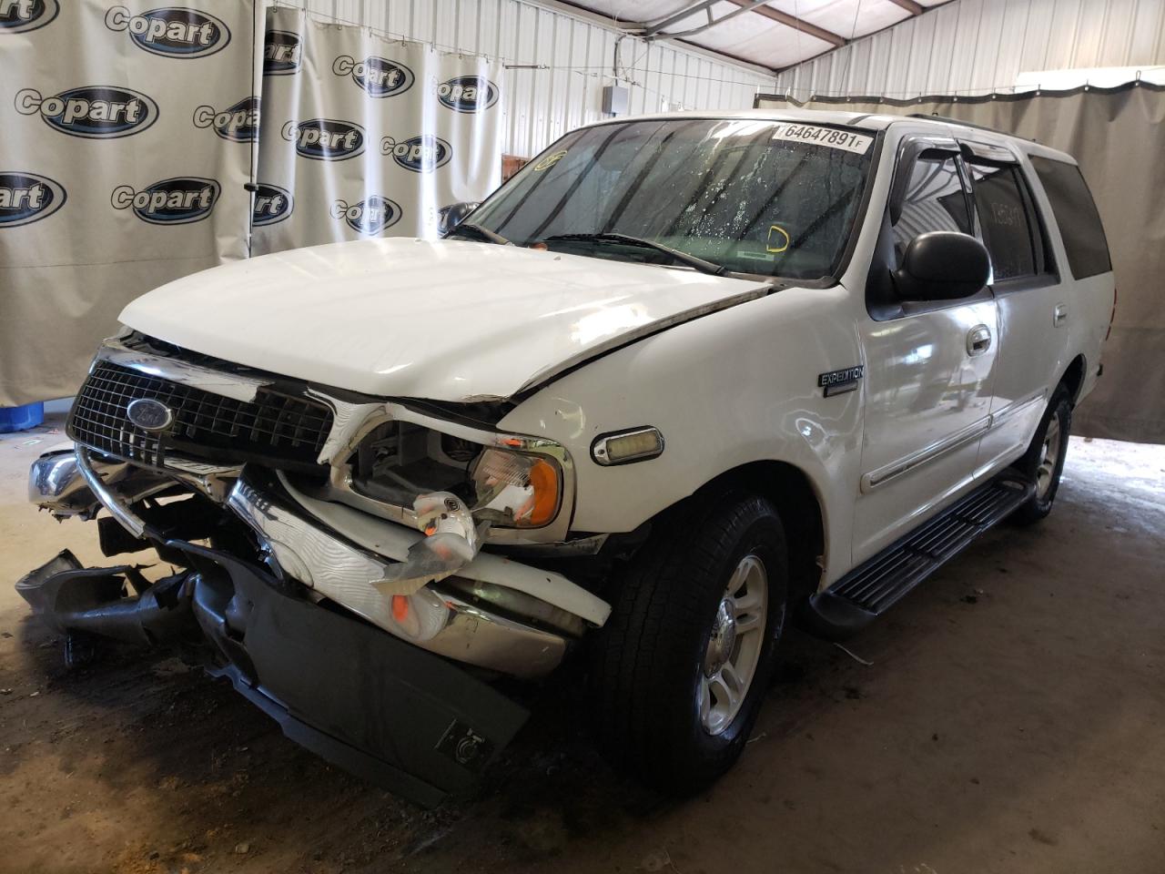Photo 2 from auction – 2001 FORD EXPEDITION with VIN 1FMEU15L31LA39907