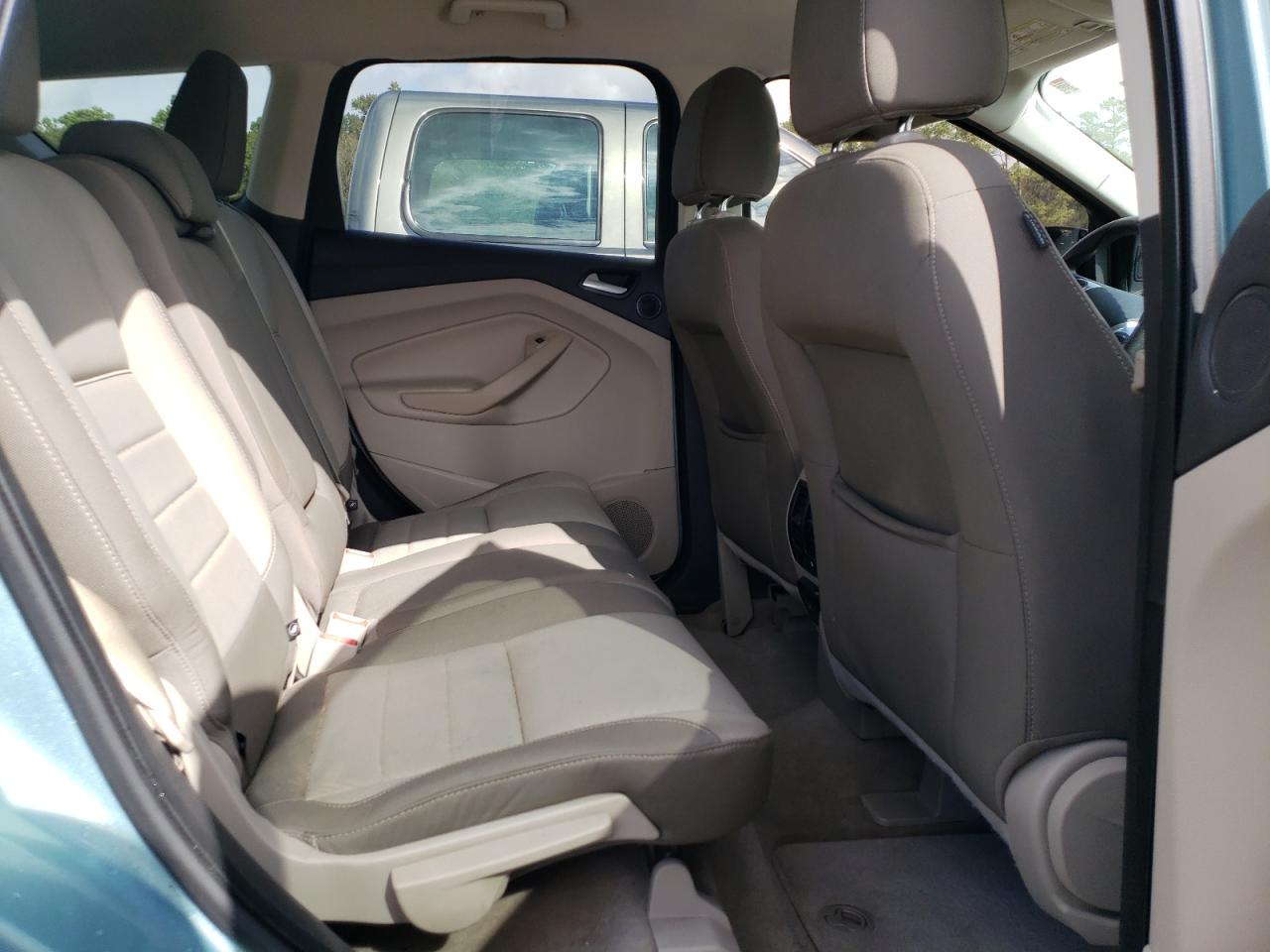 Photo 6 from auction – 2013 FORD ESCAPE SE with VIN 1FMCU0GX8DUC34353