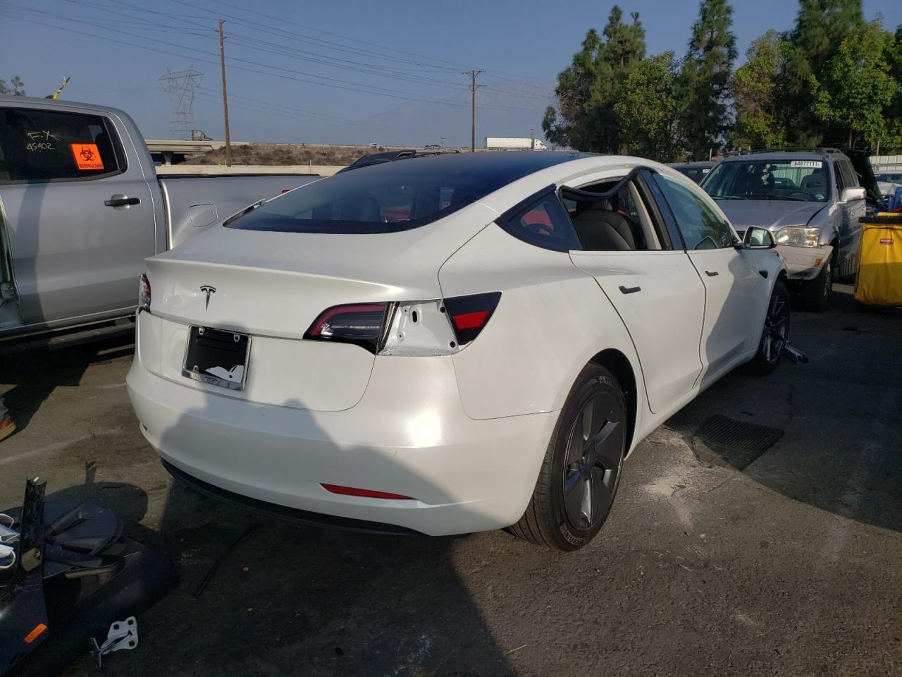 Photo 4 from auction – 2021 TSMR MODEL S with VIN 5YJ3E1EA1MF077358