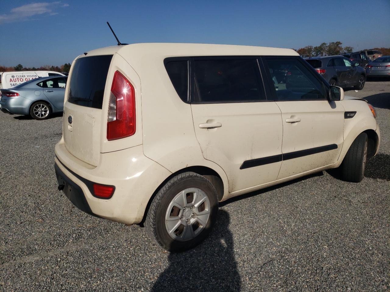 Фото 4 с аукциона – 2012 KIA SOUL с VIN KNDJT2A5XC7362222
