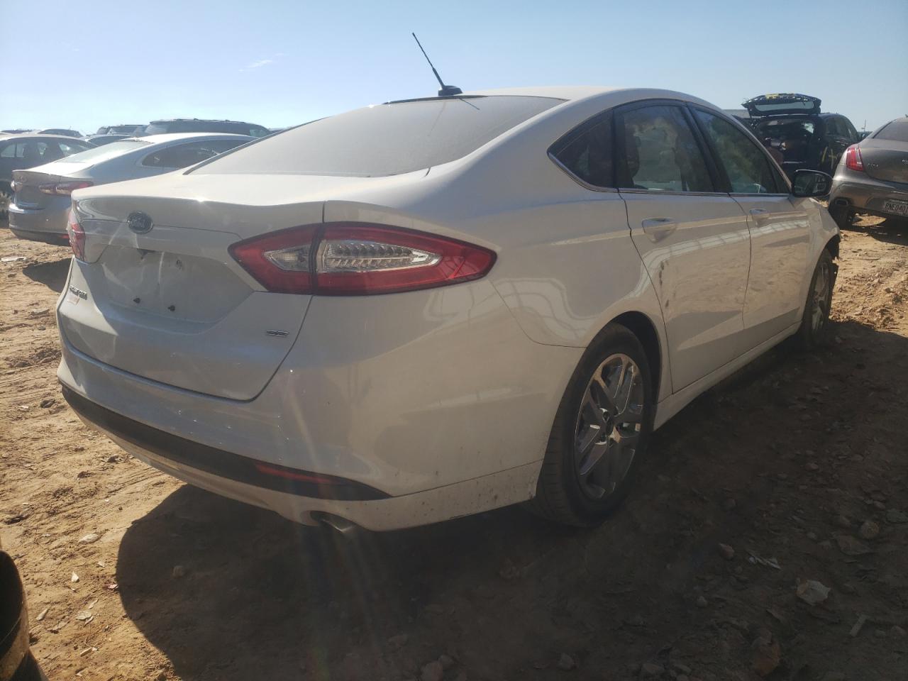 Photo 4 from auction – 2015 FORD FUSION SE with VIN 3FA6P0H72FR139018