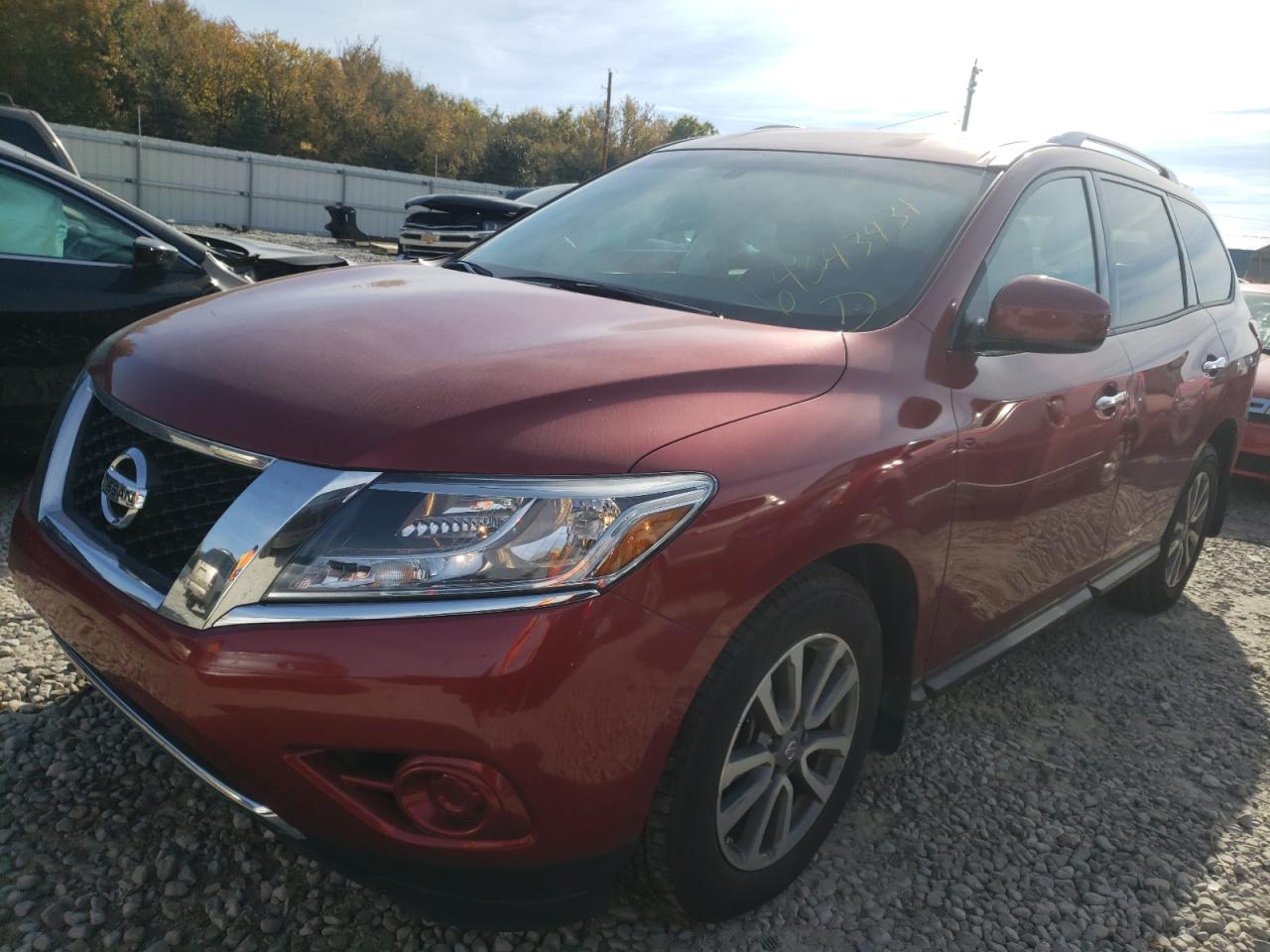 Photo 2 from auction – 2016 NISSAN PATHFINDER with VIN 5N1AR2MN7GC668779