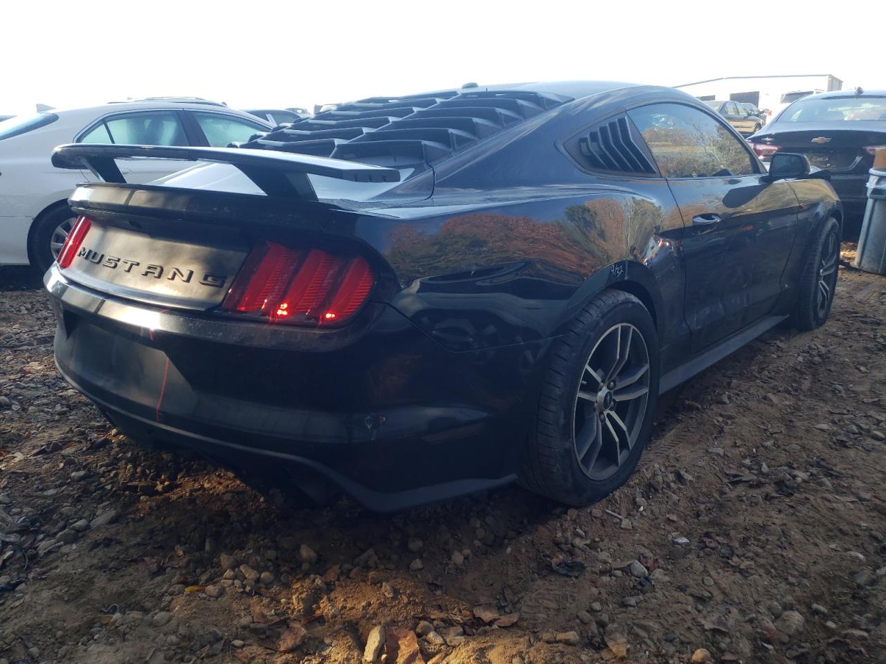 Photo 4 from auction – 2017 FORD MUSTANG with VIN 1FA6P8TH1H5280652