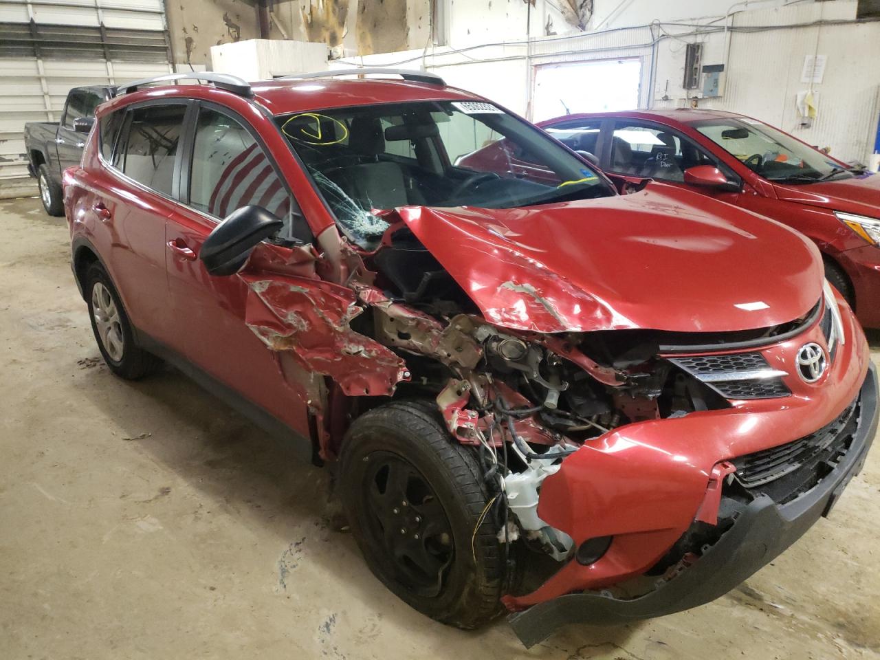 TOYOTA RAV4 LE 2014 with VIN 2T3BFREV2EW173246 - Photo from auction