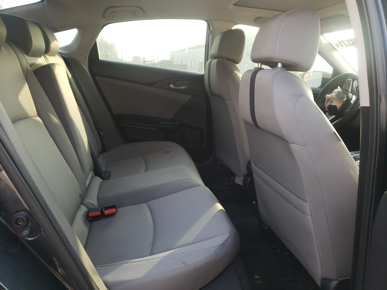 Photo 6 from auction – 2017 HONDA CIVIC EX with VIN 19XFC2F79HE001538