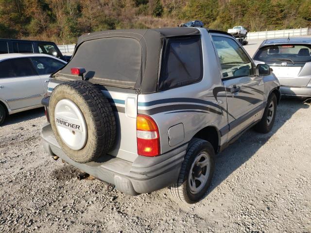 Photo 4 from auction – 2001 CHEVROLET TRACKER with VIN 2CNBE18C616958918