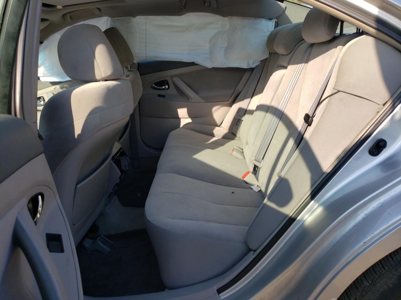 Photo 6 from auction – 2007 TOYOTA CAMRY with VIN 4T1BE46K87U024216