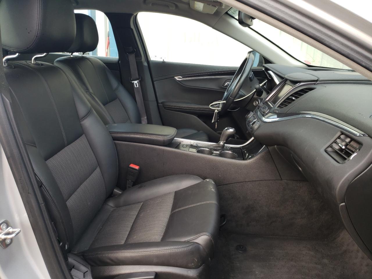 Photo 5 from auction – 2016 CHEVROLET IMPALA LT with VIN 2G1105SA8G9166461