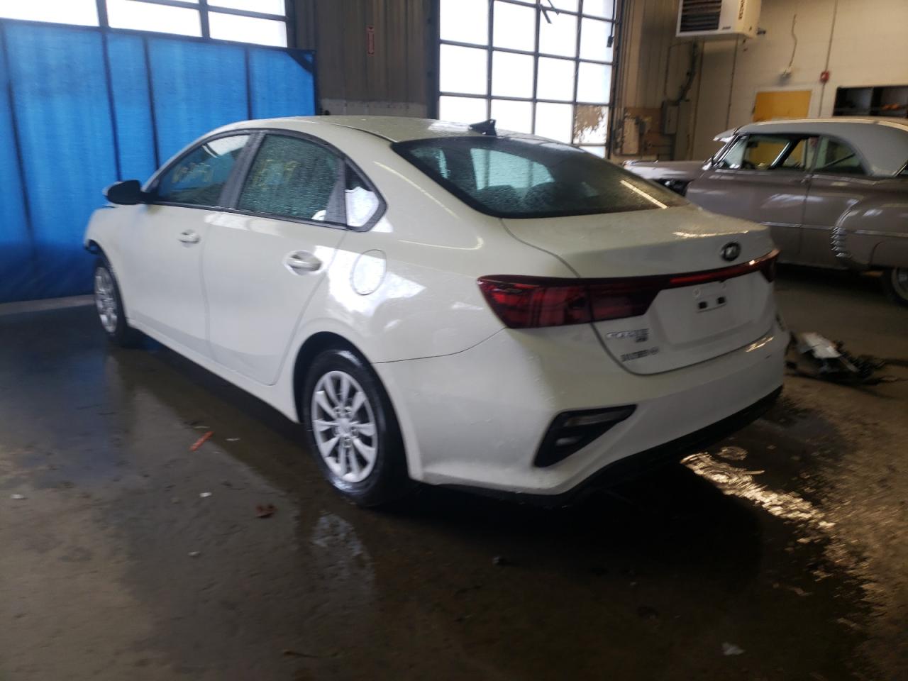 Photo 3 from auction – 2020 KIA FORTE FE with VIN 3KPF24AD1LE235578