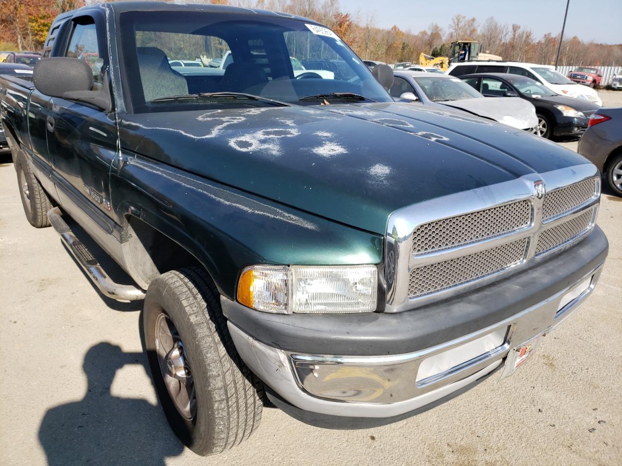 DODGE RAM 1500 2000 with VIN 3B7HF12Y3YG103222 - Photo from auction